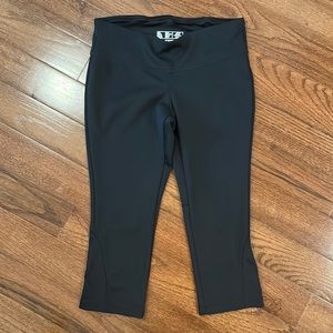 New Balance Cropped Yoga Pants